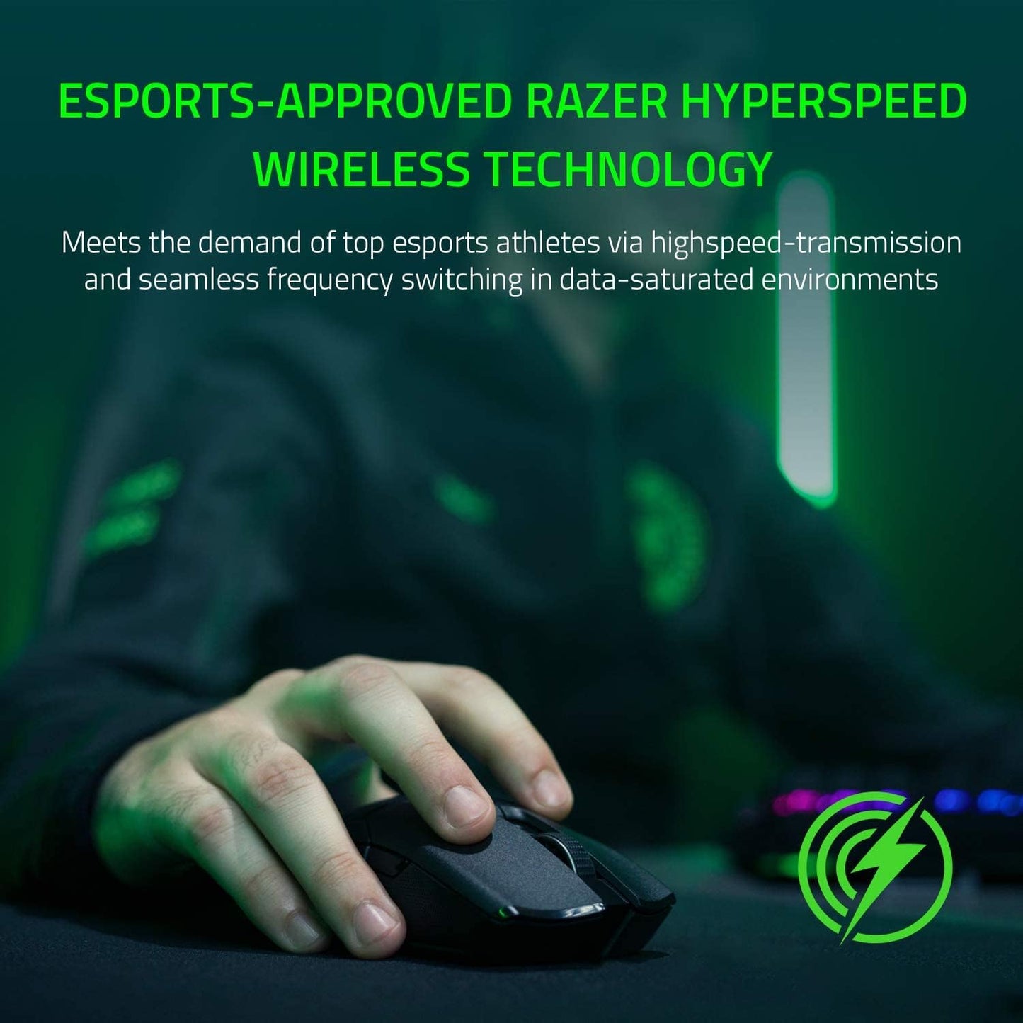 Razer Viper Ultimate with Charging Dock - Ambidextrous Esports Gaming Mouse Powered by HyperSpeed Wireless Technology (Focus+ 20K Optical Sensor, 74g Lightweight, RGB Chroma) Black